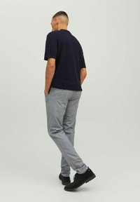 Jack & Jones PREMIUM MARCO JJCONNOR - Chinos - blue indigo