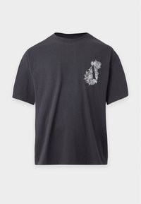 Επιλέχθηκε, washed black
