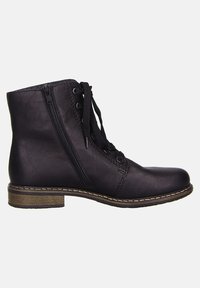 Bottine en cuir noir avec un bout arrondi, fermeture éclair sur le côté, lacets à l'avant et un petit talon empilé avec un accent de couture contrasté.