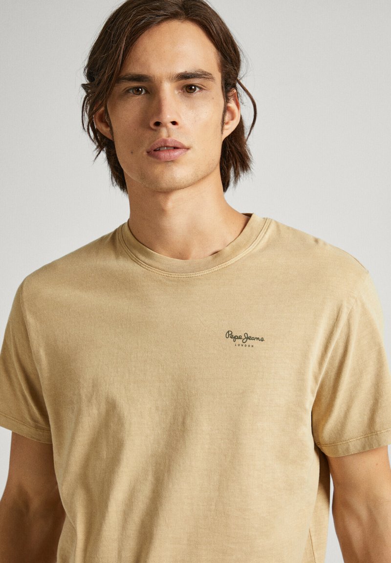 PEPE JEANS T-Shirt Homme Jacko – Coton Délavé Confortable Avec Logo Imprimé Poitrine, Look Casual Tendance