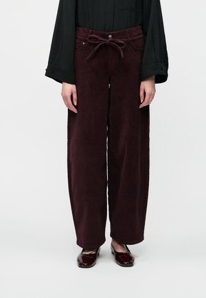 ONLGIANNA GLOBAL BELT - Nohavice - winetasting