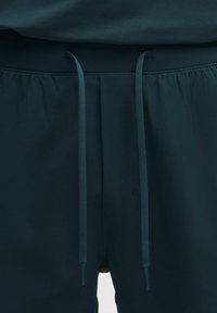 Non selezionato, indochine blue-028022