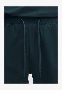 Non selezionato, indochine blue-028022