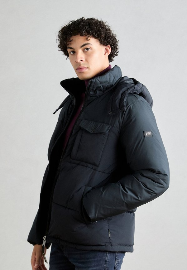 HOODED PUFFER JACKET - Winterjacke