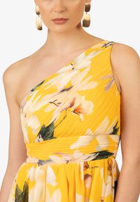 Kraimod Freizeitkleid - gelb weiss