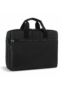Bolsa de ordenador portátil negra hecha de nylon duradero, con asas dobles, cierre de cremallera y una banda de logotipo en la parte frontal. Presenta una forma plana y rectangular.