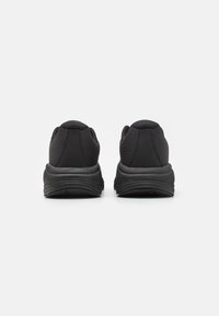 Champion SYPHON ENGAGE - Pantofi training - triple black