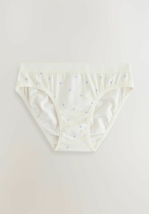 Hvide bomuldsbindinger med blød talje, prydet med små blå hjerte mønstre. Enkel, klassisk design med elastiske kanter.