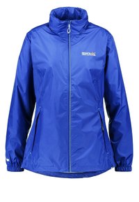 Veste imperméable femme Blue Regatta Great Outdoors avec col haut, fermeture éclair sur le devant, poignets élastiques et poches latérales zippées.