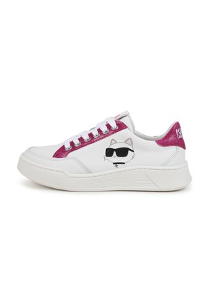 - Sneakersy niskie
