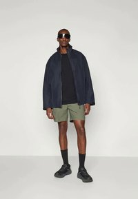 Peak Performance QUEST JACKET - Szabadtéri dzseki - black