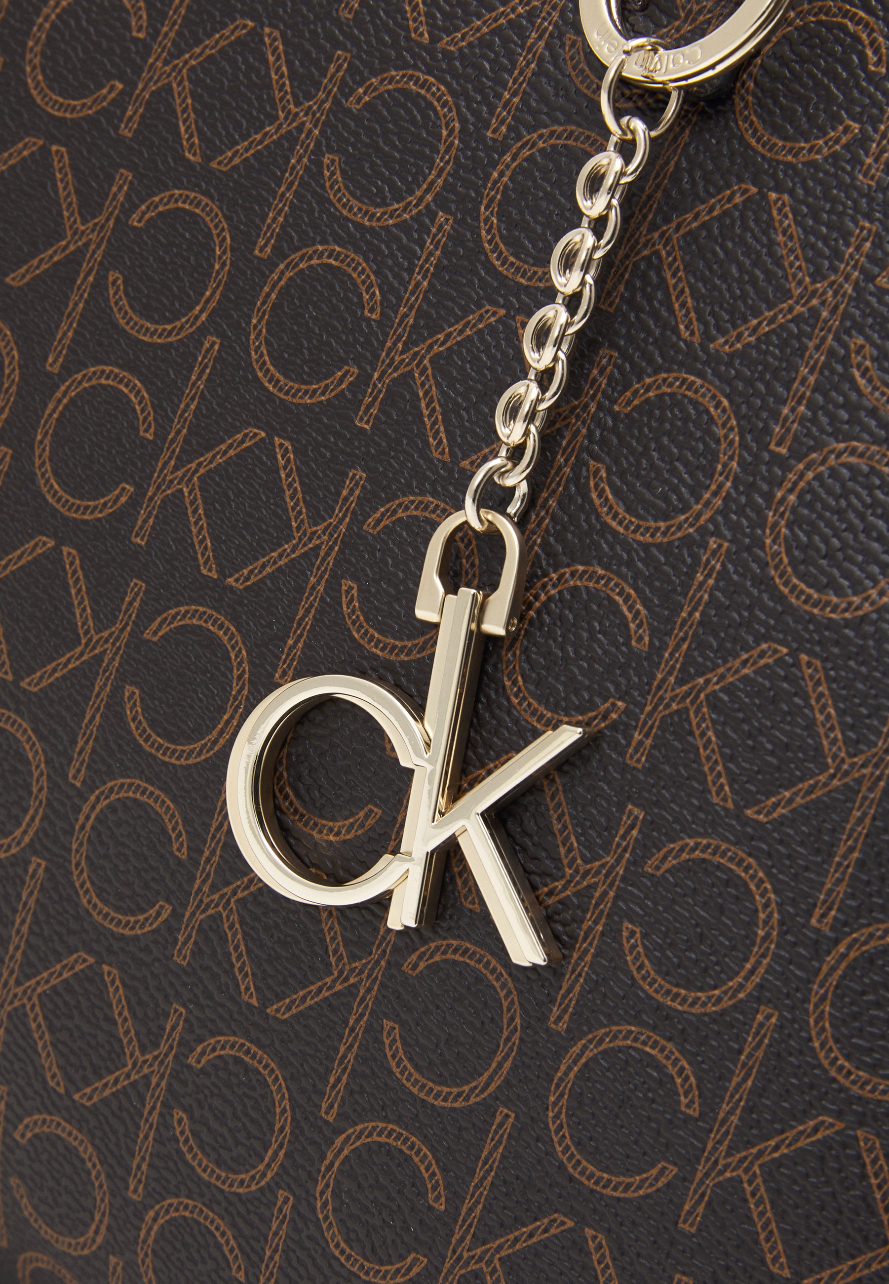Calvin Klein MONOGRAM - Borsa a mano - brown/marrone - Zalando.it