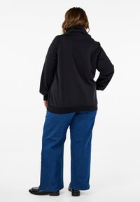 Zizzi FLASH MIT WEITER - Straight leg jeans - blue denim
