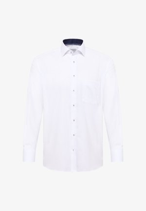 Hvid, langærmet skjorte med knapper, lavet af glat stof, med krave, lomme på venstre side og blanke sølvknapper foran.