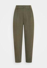 Pantaloni verde oliva con vita alta, frontale plissè e tasche posteriori. Realizzati in tessuto morbido, dotati di chiusura a un bottone.