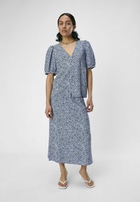 Object MIDI PRINT - Falda acampanada - brunnera blue