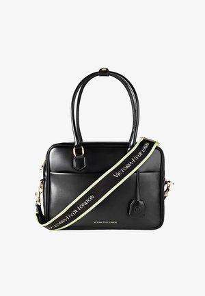 Musta nahkainen käsilaukku, jossa on kaksinkertaiset kahvat, irrotettava hihna logolla, matta pinta ja huomaamaton kultainen varustelu.