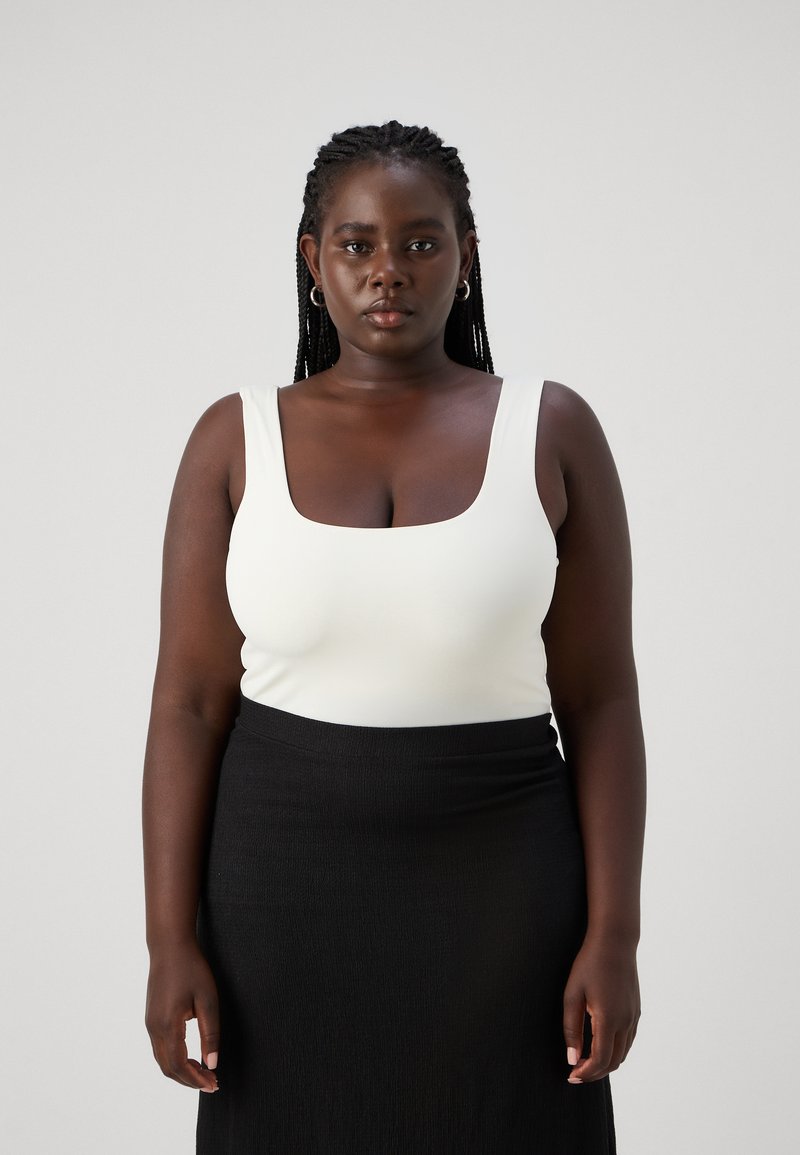 ONLY Carmakoma CAREA 2 WAYS FIT - Top - cloud dancer