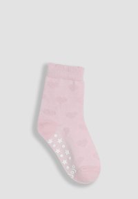 Calcetín de algodón color rosa claro con un patrón de corazones, puño acanalado y puntos antideslizantes de goma blanca con detalles de estrellas en la suela.