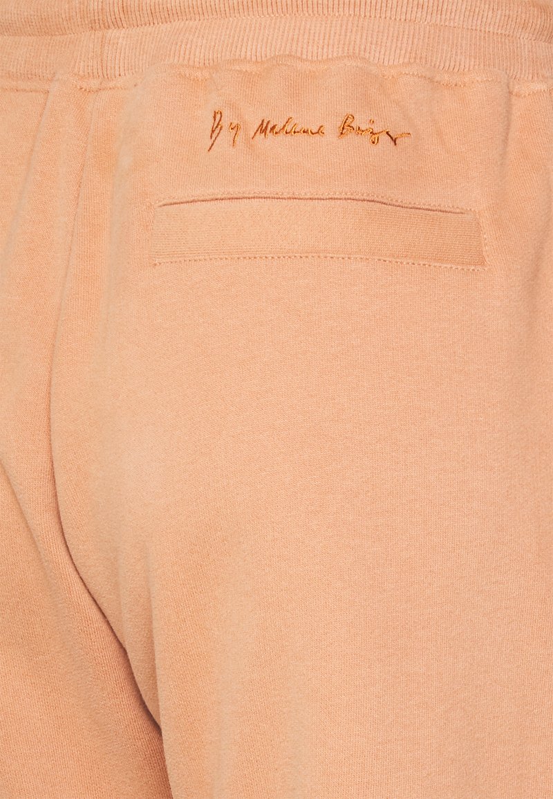 Damen Kleider | By Malene Birger TANYA Jogginghose deep caramel/camel - QH71367 Damen Kleider | By Malene Birger TANYA Jogginghose deep caramel/camel - QH71367