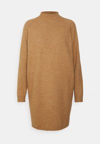 Pletené šaty v tlumené hnědé barvě, s vysokým žebrovaným límcem, dlouhými raglánovými rukávy a uvolněným střihem, který končí u prostředního stehna.