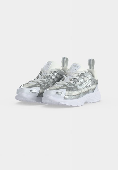 Nike P 6000 UNISEX - Trainers - white/photon dust/metallic silver-coloured — foto 3