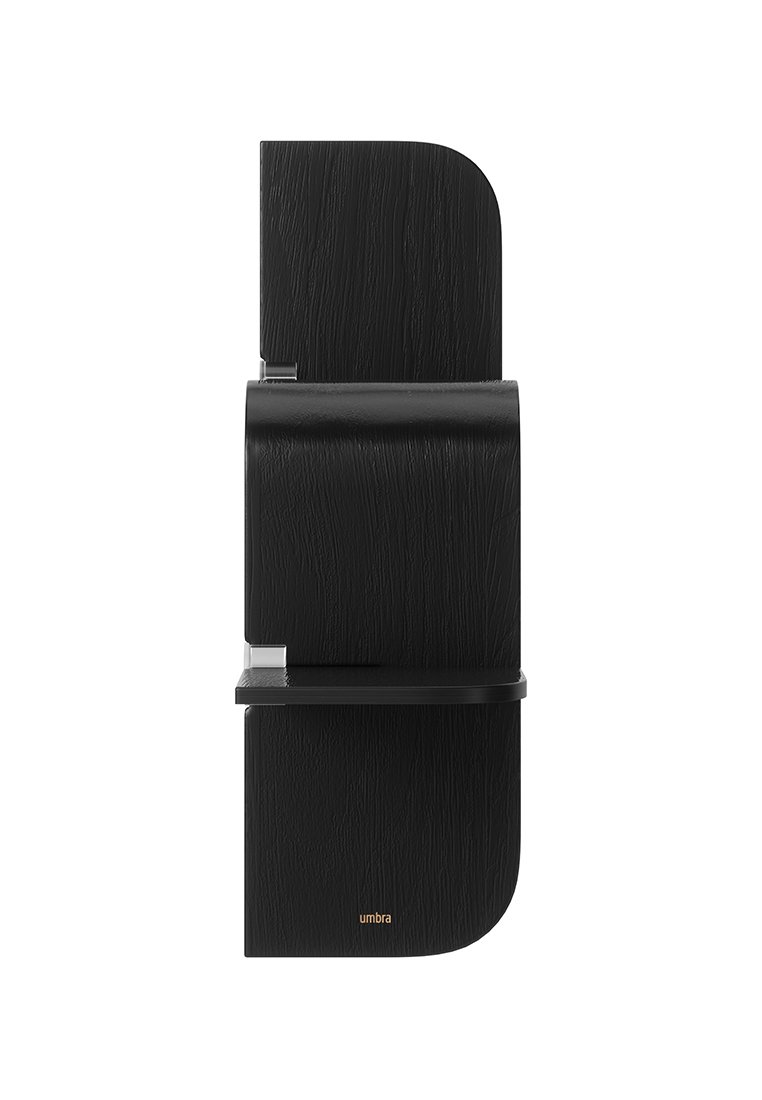 Organizzatore da parete nero con finitura testurizzata. Caratterizzato da un design curvo, hardware argentato e un logo dorato. Compatto e funzionale.