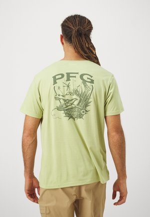 PFG UNCHARTED™ GRAPHIC TEE - Camiseta deportiva - pear heather