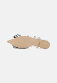 RAID MILLI - Sandalias - silver