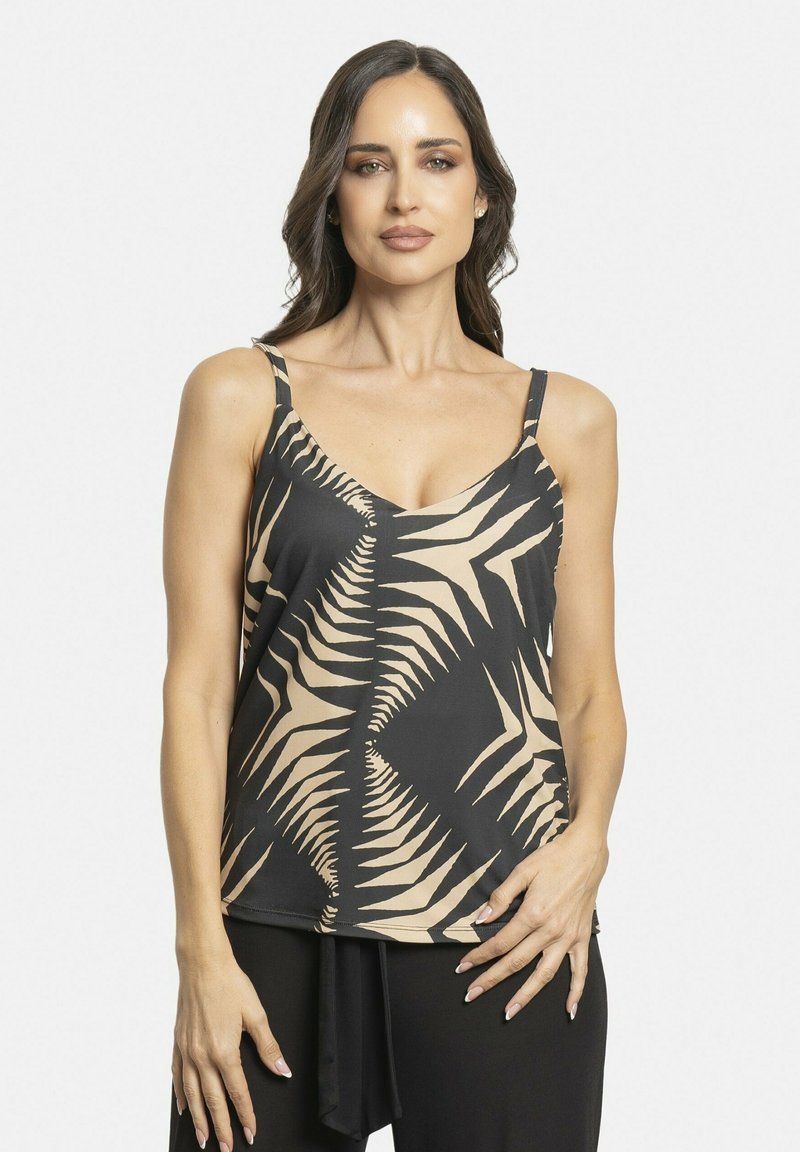 Top negro sin mangas con un patrón de helechos beige, con tirantes ajustables y un corte relajado, fabricado con una tela suave.