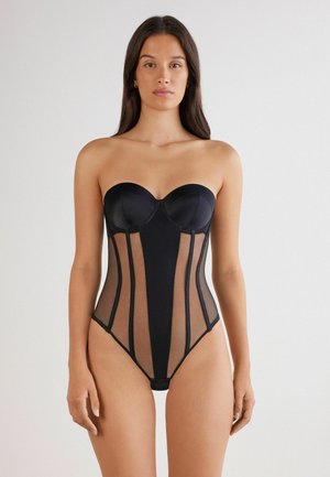 Body - black