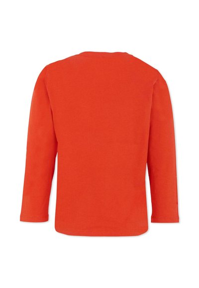 T-shirt à manches longues en coton rouge vif, avec un col rond et une coupe droite. Texture lisse sans motifs ni accents visibles.
