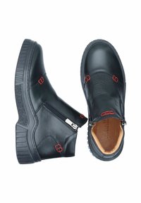 Manitu Plateaustiefelette - schwarz