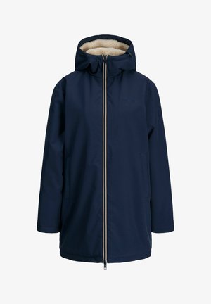 Chaqueta de invierno con capucha en azul marino, con cremallera frontal y forro de felpa beige en el interior de la capucha, diseñada para el clima frío.