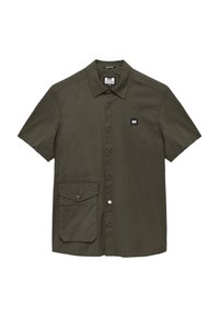 Korte mouwen knoopshirt in olijfgroen, gemaakt van lichte stof, met een borstzak en een merklabel aan de linkerkant.