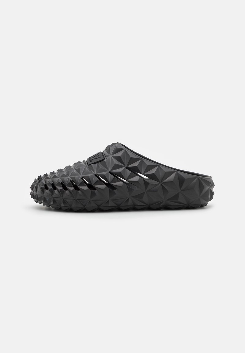 EA7 Emporio Armani UNISEX - Clogs - black