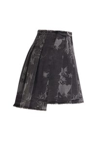 Zwarte denim rok met een geplooid ontwerp, textuurstof en een subtiel grafisch patroon van harten en bloemmotieven. Afgewerkte zoomdetails.