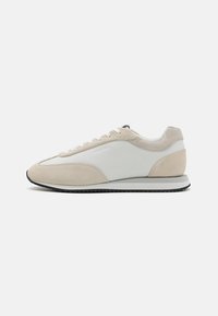 RUNNER LACE UP - Sneakers laag - white/dark ecru