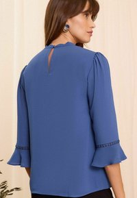 Love & Roses SCALLOP PINTUCK FLUTE SLEEVE - Palaidinė - blue