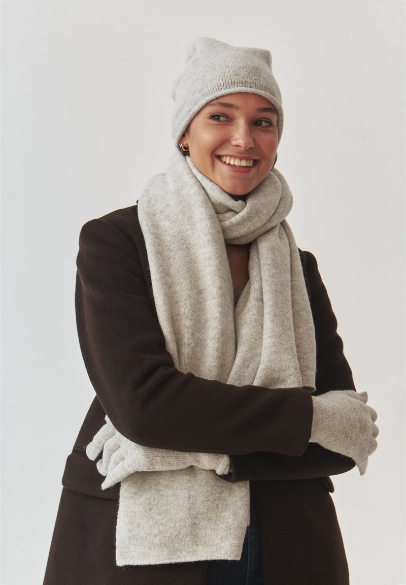 TATUUM - SET - Huivi - light gray, Suurenna