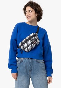 Eastpak SOMMAR - Marsupio - smiley yy black