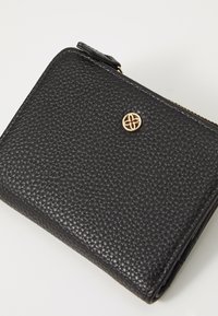 Anna Field Lommebok - black