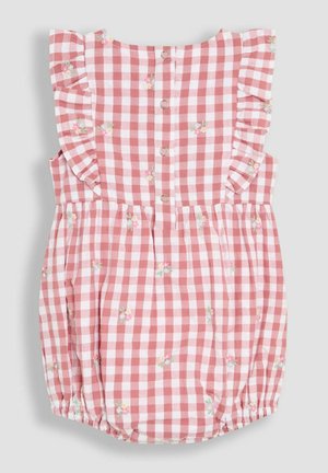 Combinaison en vichy rose et blanc avec des manches à volants, broderie florale et bas élastiqué fermé ; elle présente une fermeture à boutons dans le dos.