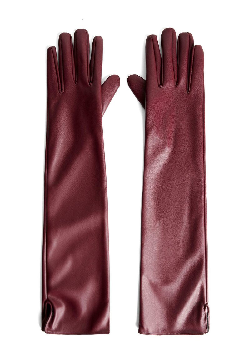 Bordó bőr könyékig érő kesztyűk sima felülettel, szabott ujjakkal és csuklónál hasítékokkal a könnyű felvétel érdekében.