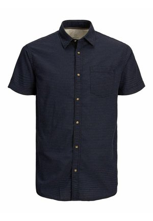 Chemise bleu marine à manches courtes, à boutons, avec un motif à pois subtil, poche poitrine devant et boutons marron.