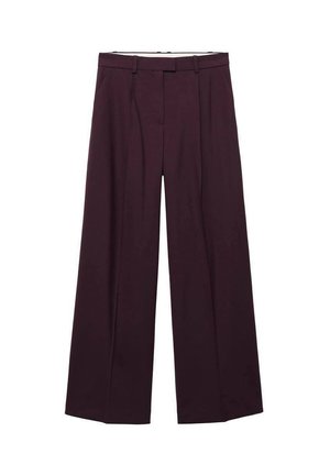 Pantalons larges d'un profond bordeaux, avec une taille haute, des plis à l'avant et une texture de tissu lisse. Simples passants de ceinture au-dessus de la taille.