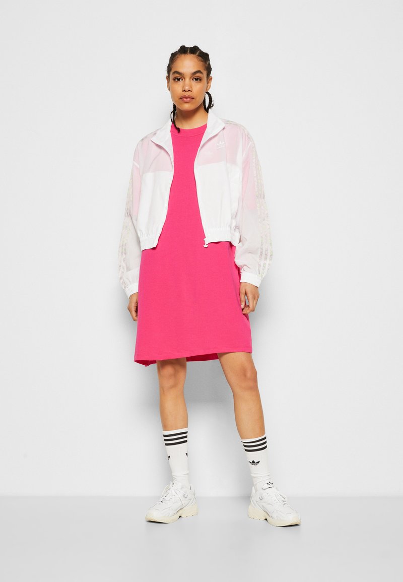 adidas Originals WINDBREAKER - Lehká bunda - white
