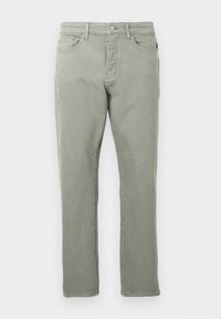 Γκρίζα τζιν παντελόνια από τζιν με ίσια εφαρμογή, διαθέτουν κλασικές τσέπες, κούμπωμα με κουμπιά μπροστά και διακριτικές λεπτομέρειες ραφής. Μαλακή υφή.