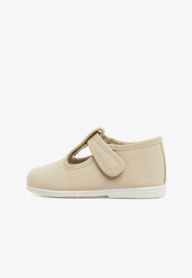 Zapatillas Victoria Niña Zapatos Infantiles Pisamonas Pepitos