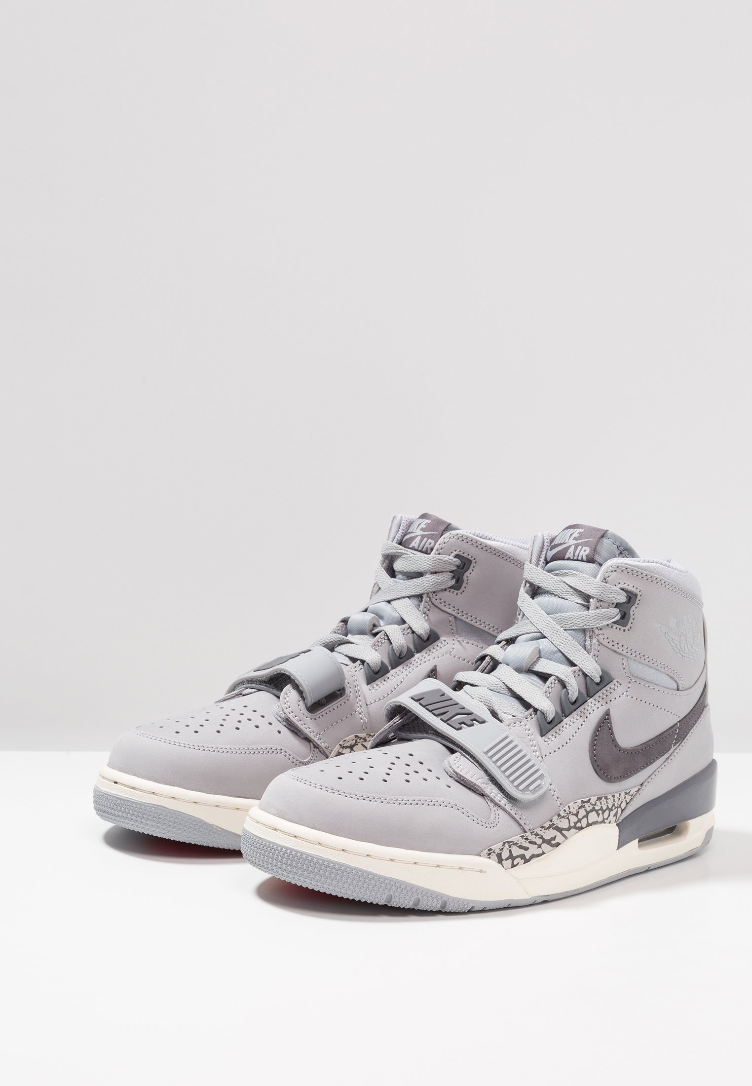Jordan AIR JORDAN LEGACY 312 Baskets montantes wolf grey Jordan AIR JORDAN LEGACY 312 Baskets montantes wolf grey